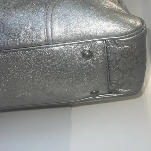 Authentic Gucci Purse Guccissima Leather Metallic Silver - Picture 5 of 13